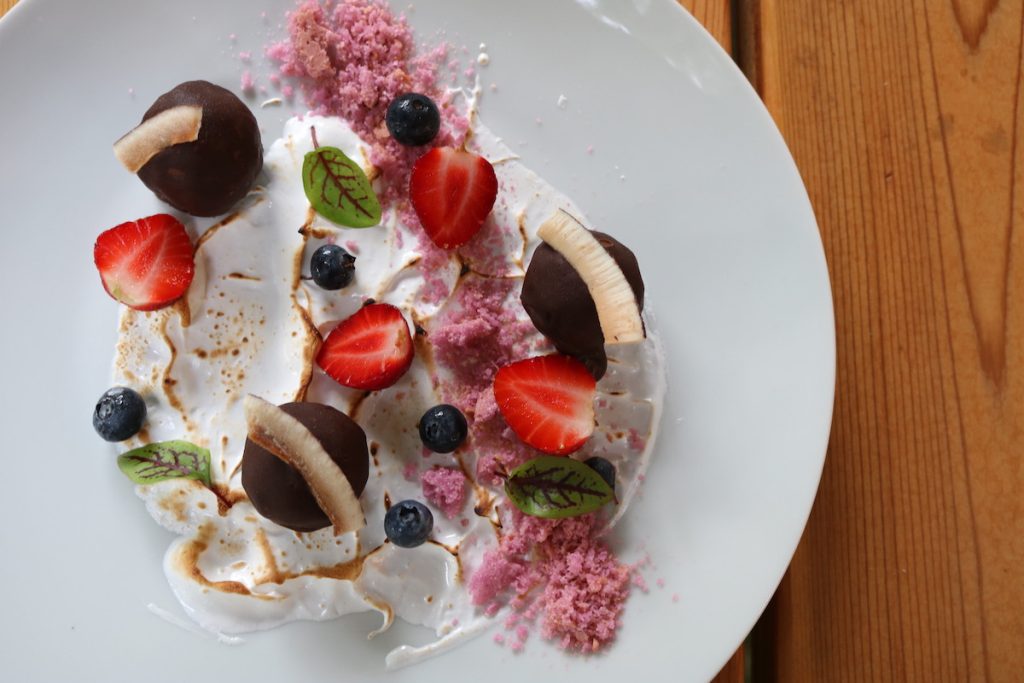 overhead shot of dessert at Eddingtons