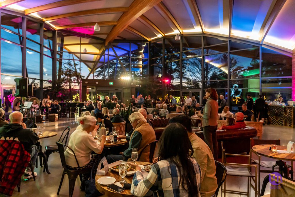 Photo of people at tables at Winter Tide at RBG